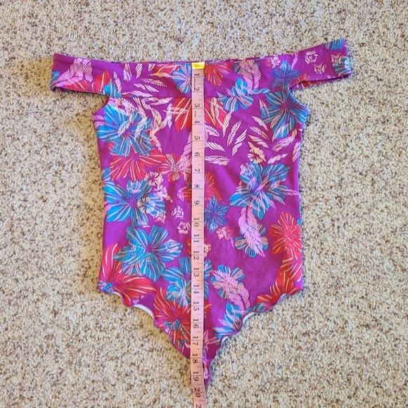 10. Free People NWT off-the-shoulder floral bodysuit - Picture 12 of 15